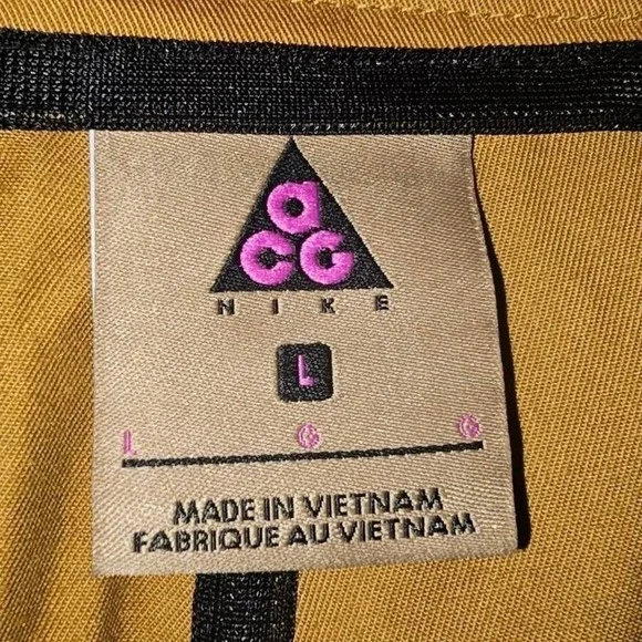 Nike ACG Tan Cargo Pants - Picture 4 of 7